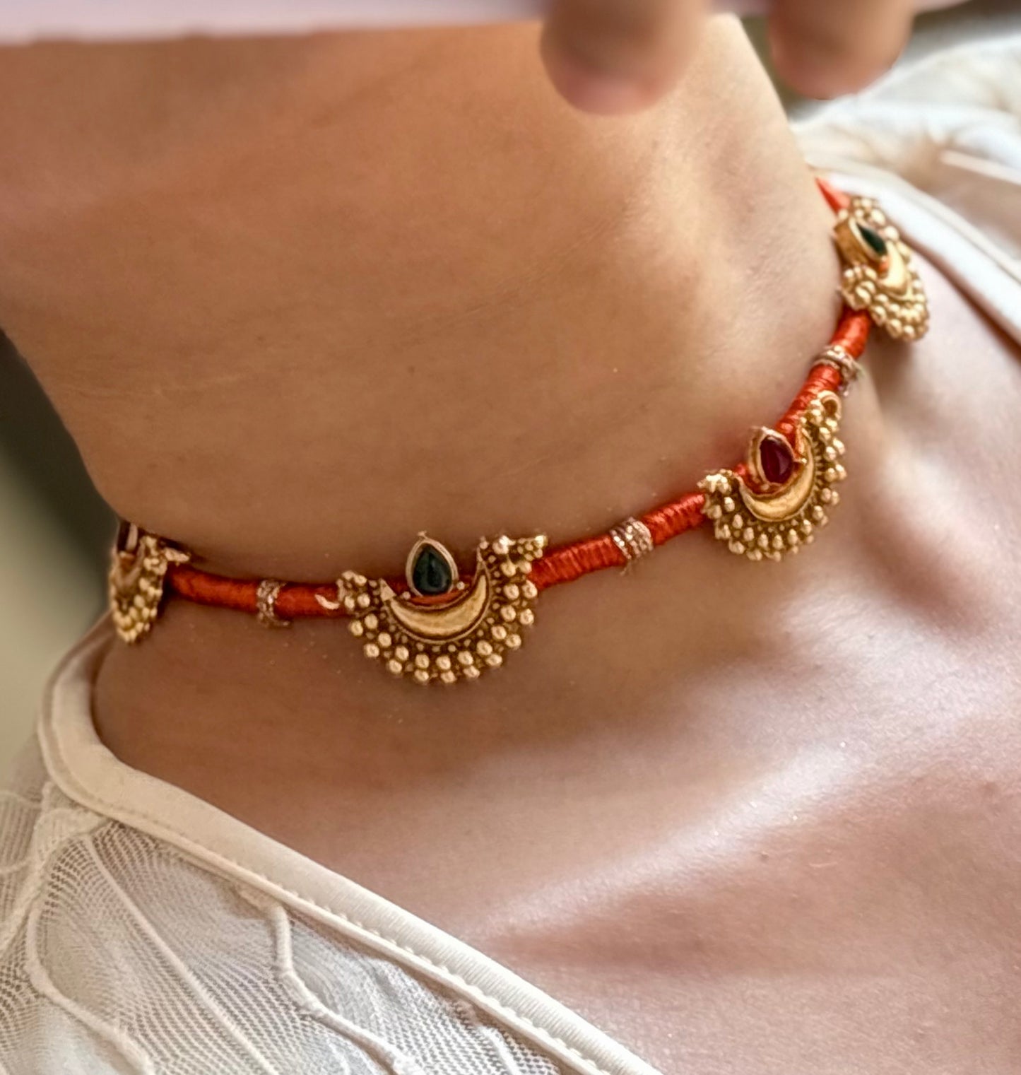 Phool kanthi neckpiece