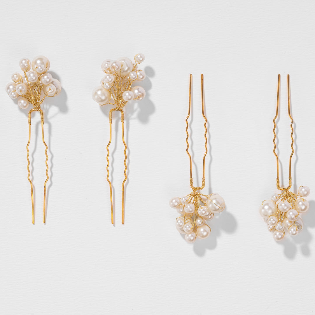 Set Of 4 Pearls U Pins - White