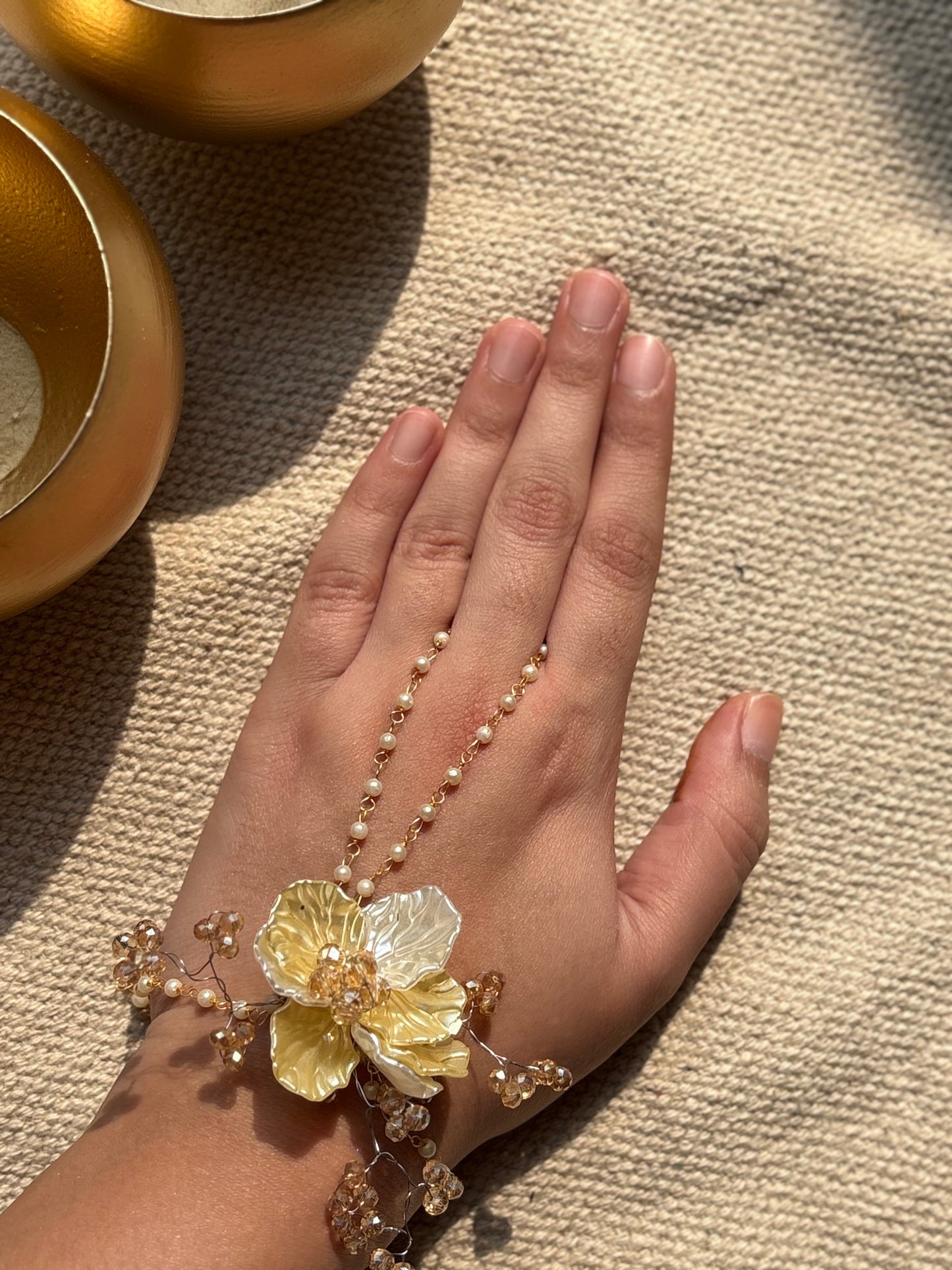 Minimalist resin hathphool (set of 2)