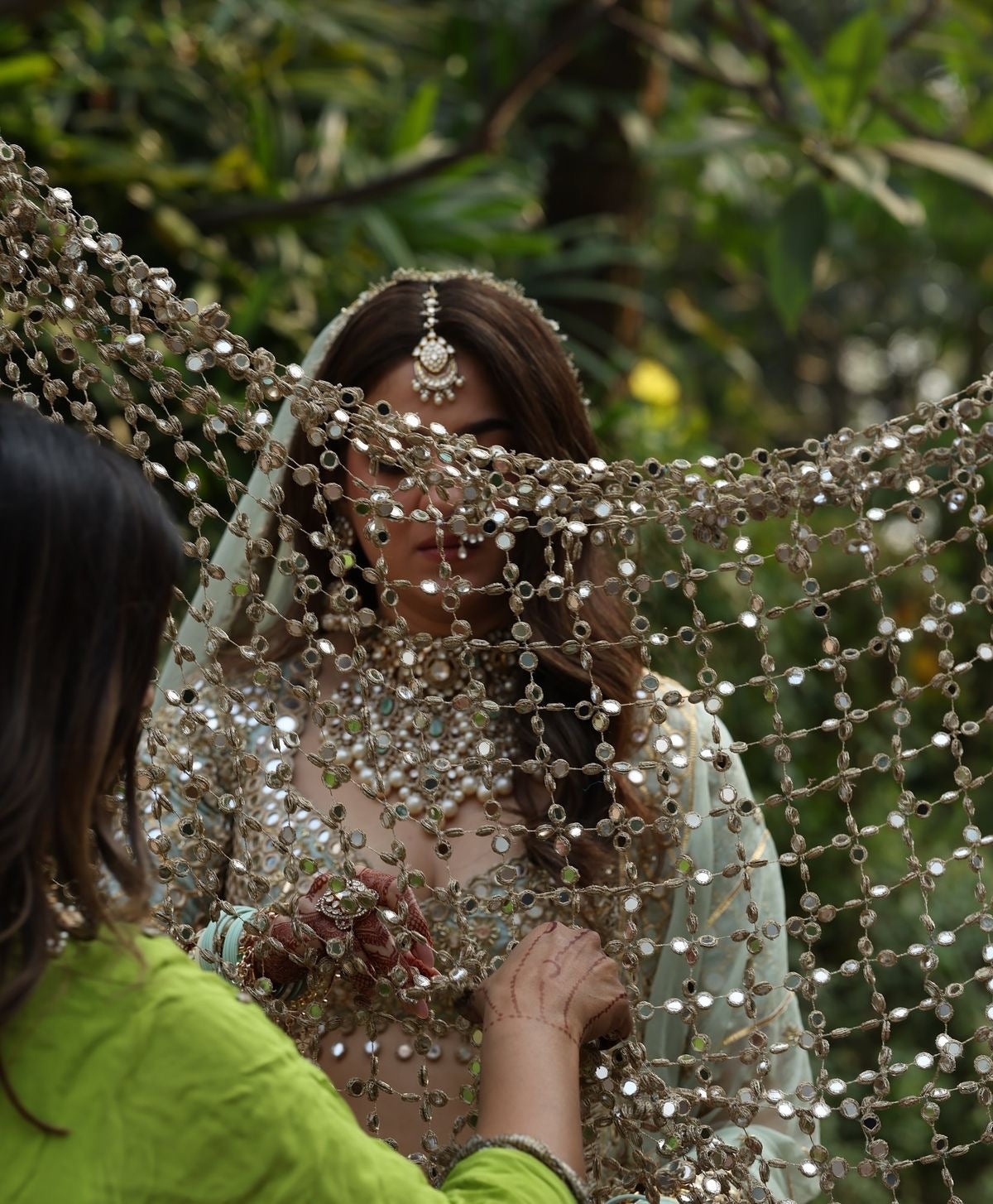 Mirror Poshida Veil