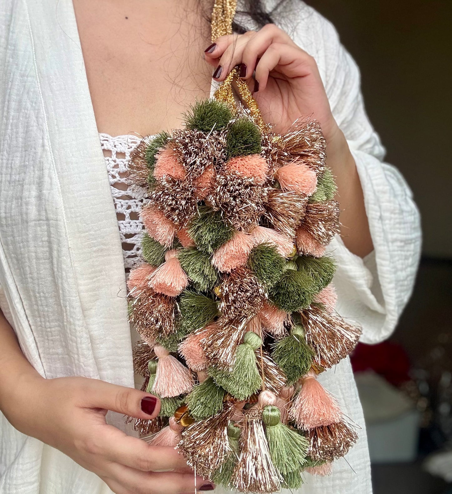 Peach & Green Parandi