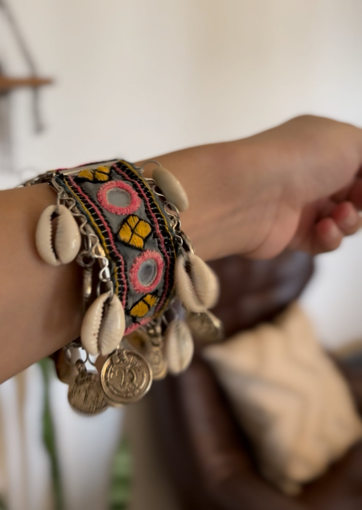 Raatrani Mirror Cuff 2.0