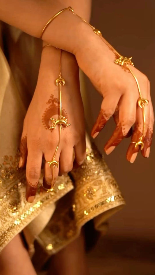 Chand hathphool (set of 2)