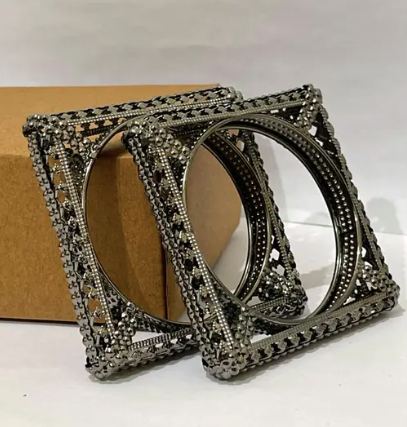 square oxidised bangles (Set of 2)