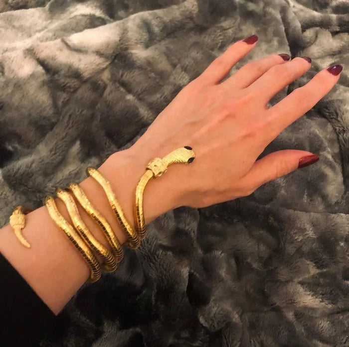 Ultimate Versatile Snake accessory