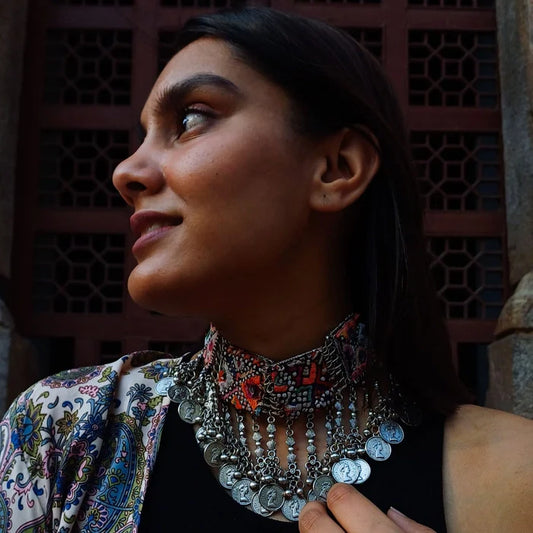 Tribal Treasure Choker ✨