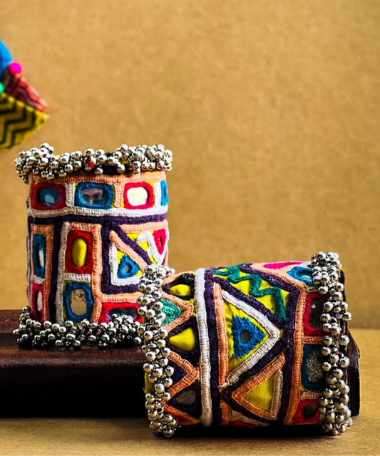 Amaya Cuffs - One size