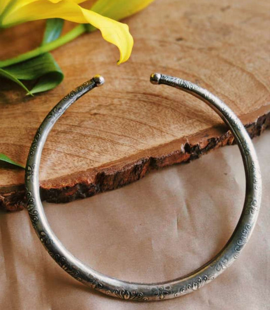 Oxidised Hasli Choker