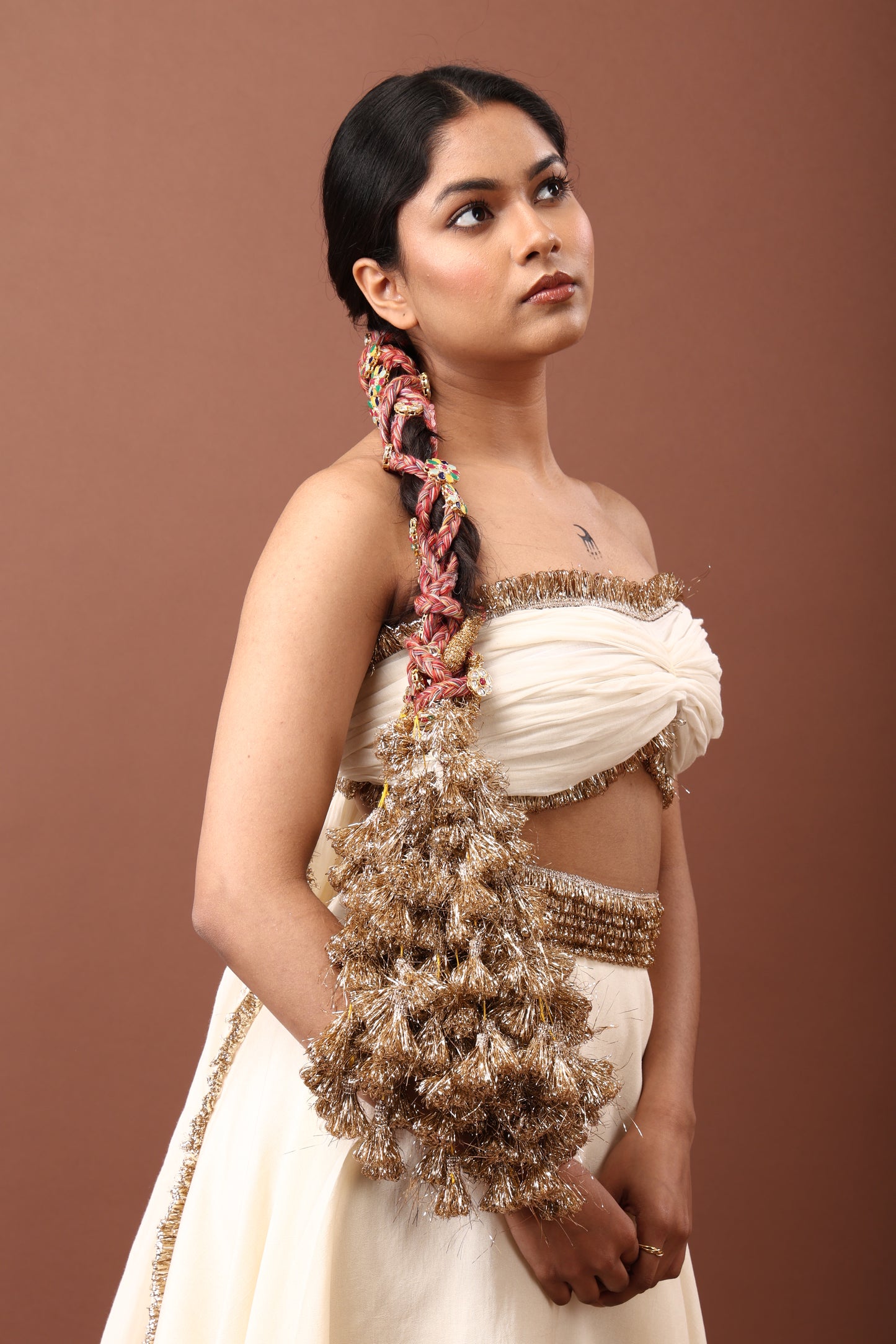 Kundan embellished Parandi
