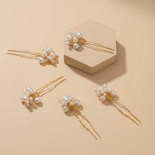 Set Of 4 Pearls U Pins - White
