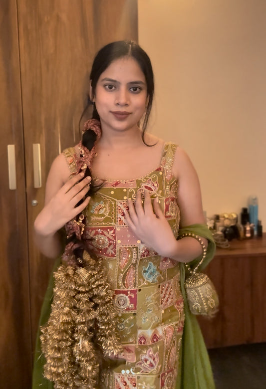 Kundan embellished Parandi