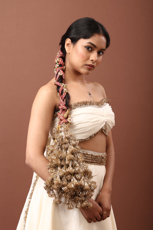 Kundan embellished Parandi