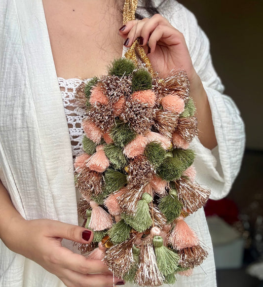 Peach & Green Parandi