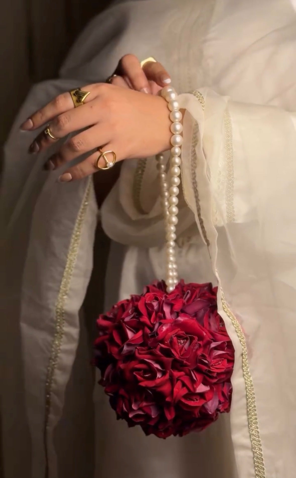 Scarlet Rose Bloom Potli