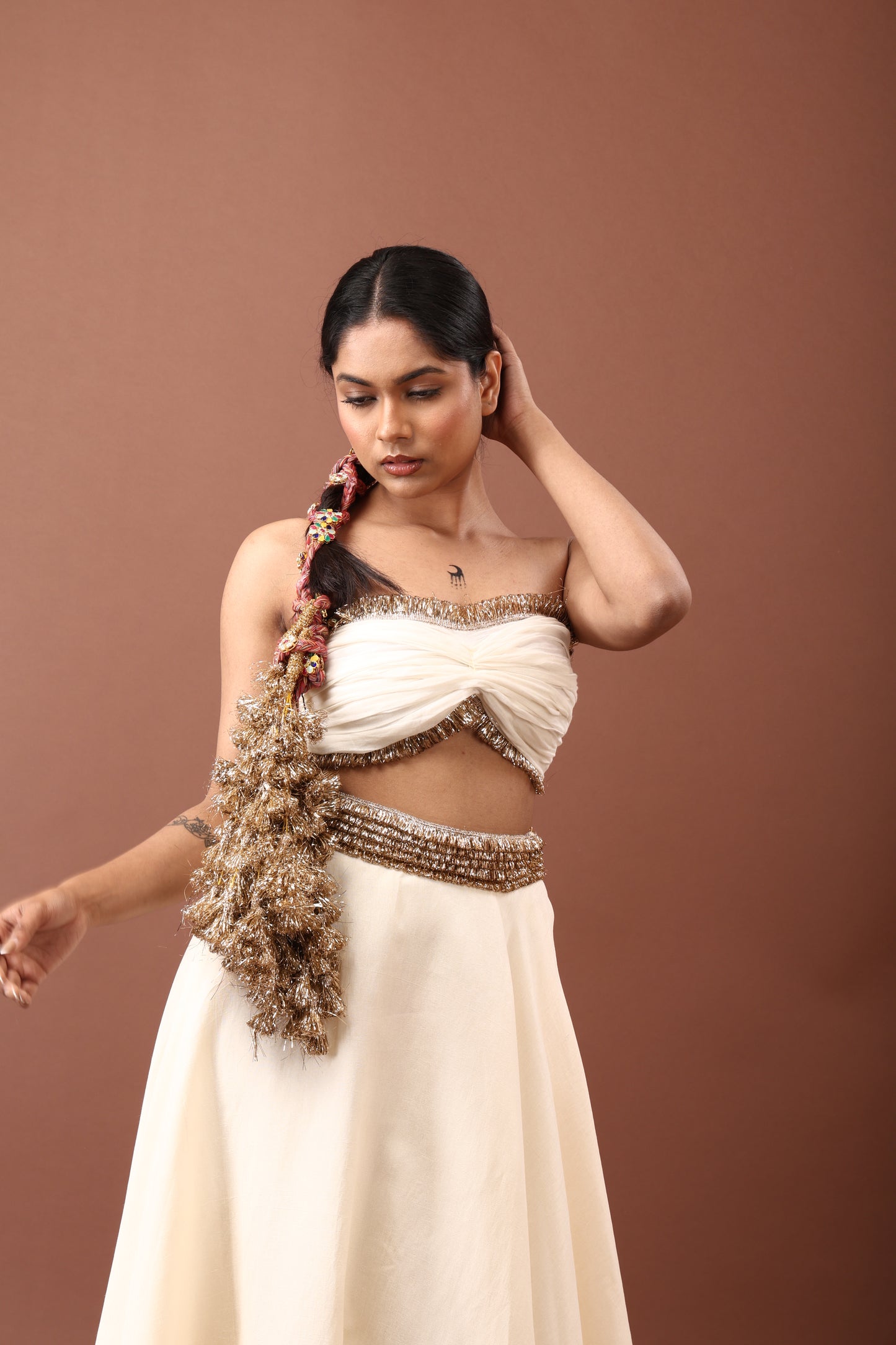 Kundan embellished Parandi