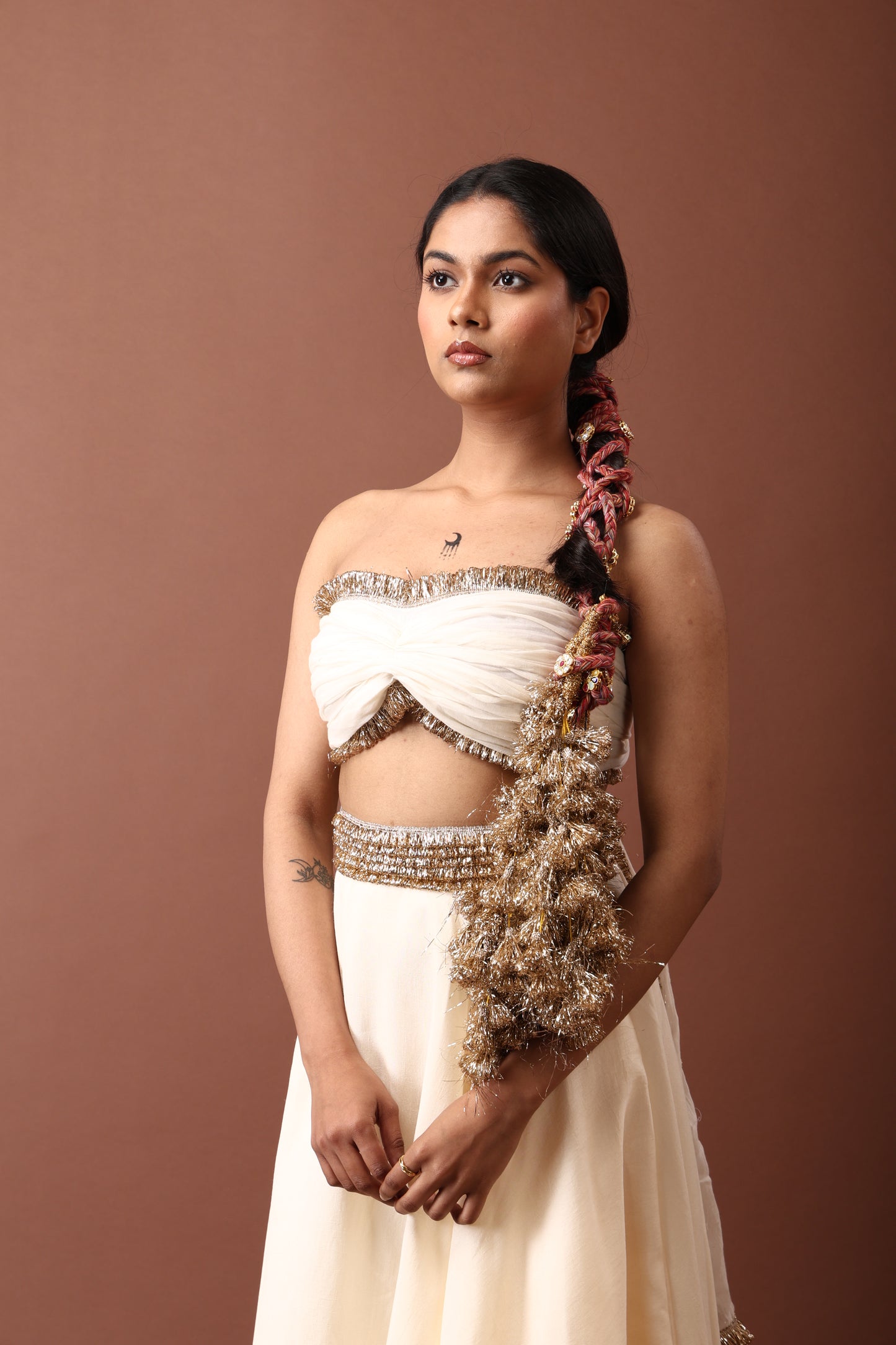 Kundan embellished Parandi