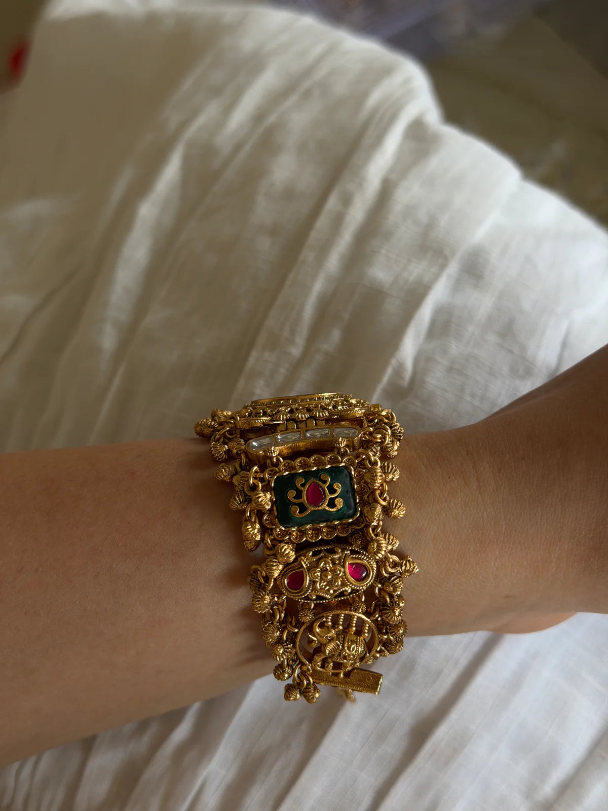 Heritage Watch (White )