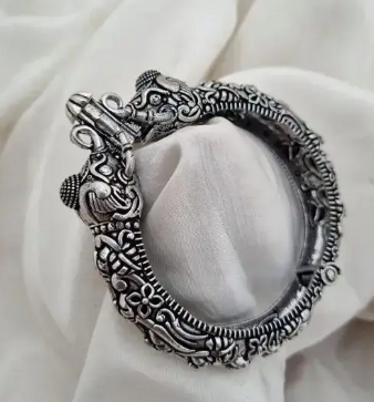 Gajraj hathi Bangle - Freesize