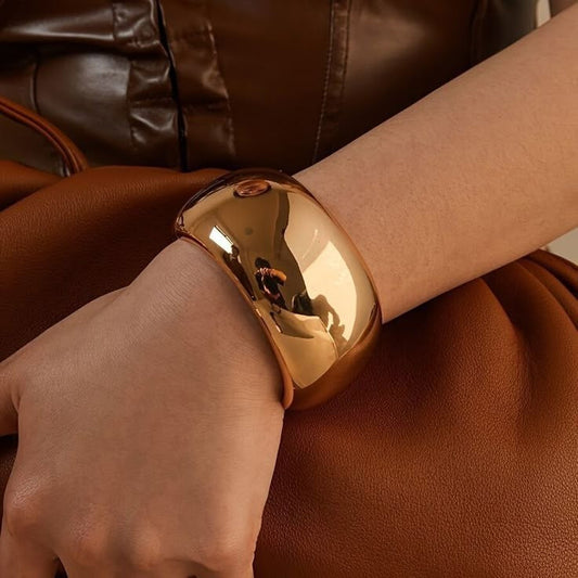 Statement shine brass bracelet
