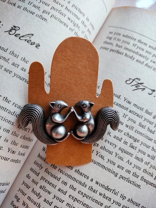 Vintage Squirrel Serenade Earings 🐿️